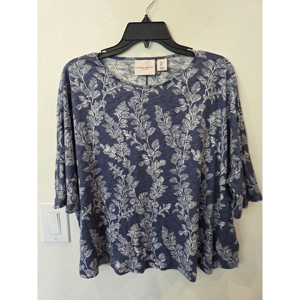 Laura Ashley Waxham Fern Top Sz L Blue White Linen Blend Quiet Coastal Luxury‎